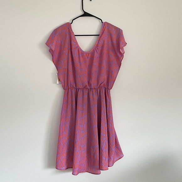 Collective Concepts Printed Flutter Sleeve Dress 🌟 - Picture 3 of 4